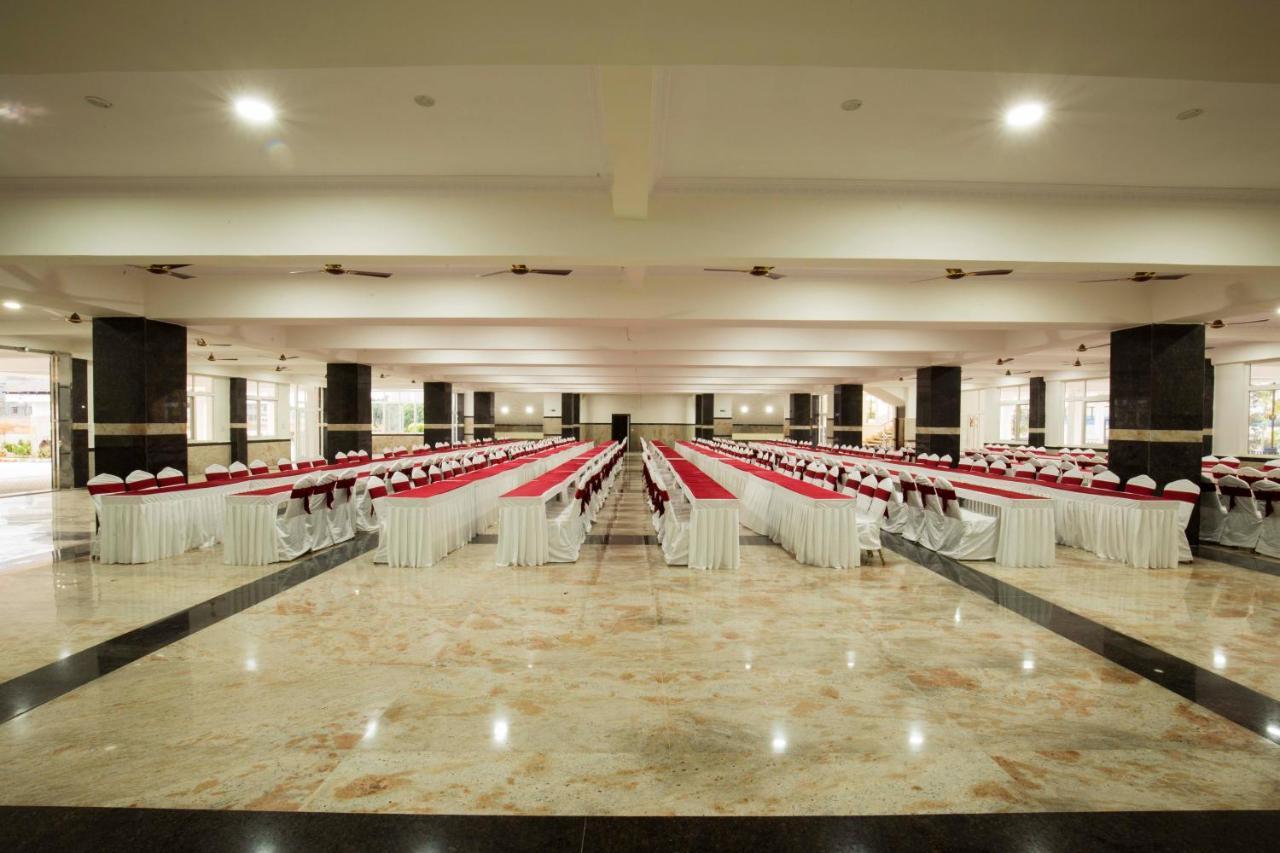 Vistar Pavithra Vivaha Convention Hall Jigani Exterior foto